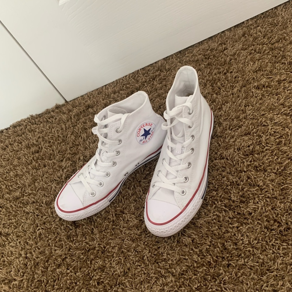 Converse Chuck Taylor Unisex High Tops(white)